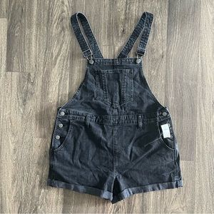 NWT old navy women’s short denim overalls shorts size large grey wash